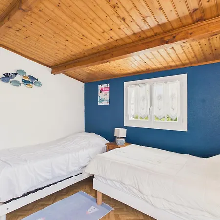 Sejour Pour 8 Avec Piscine En Bord De 巴尔巴特尔